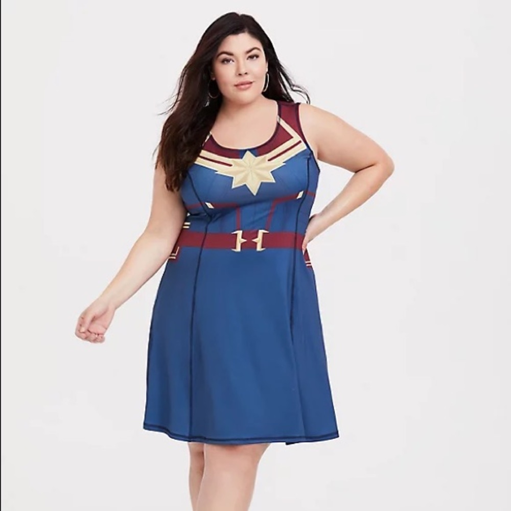 Torrid captain marvel dress size 5